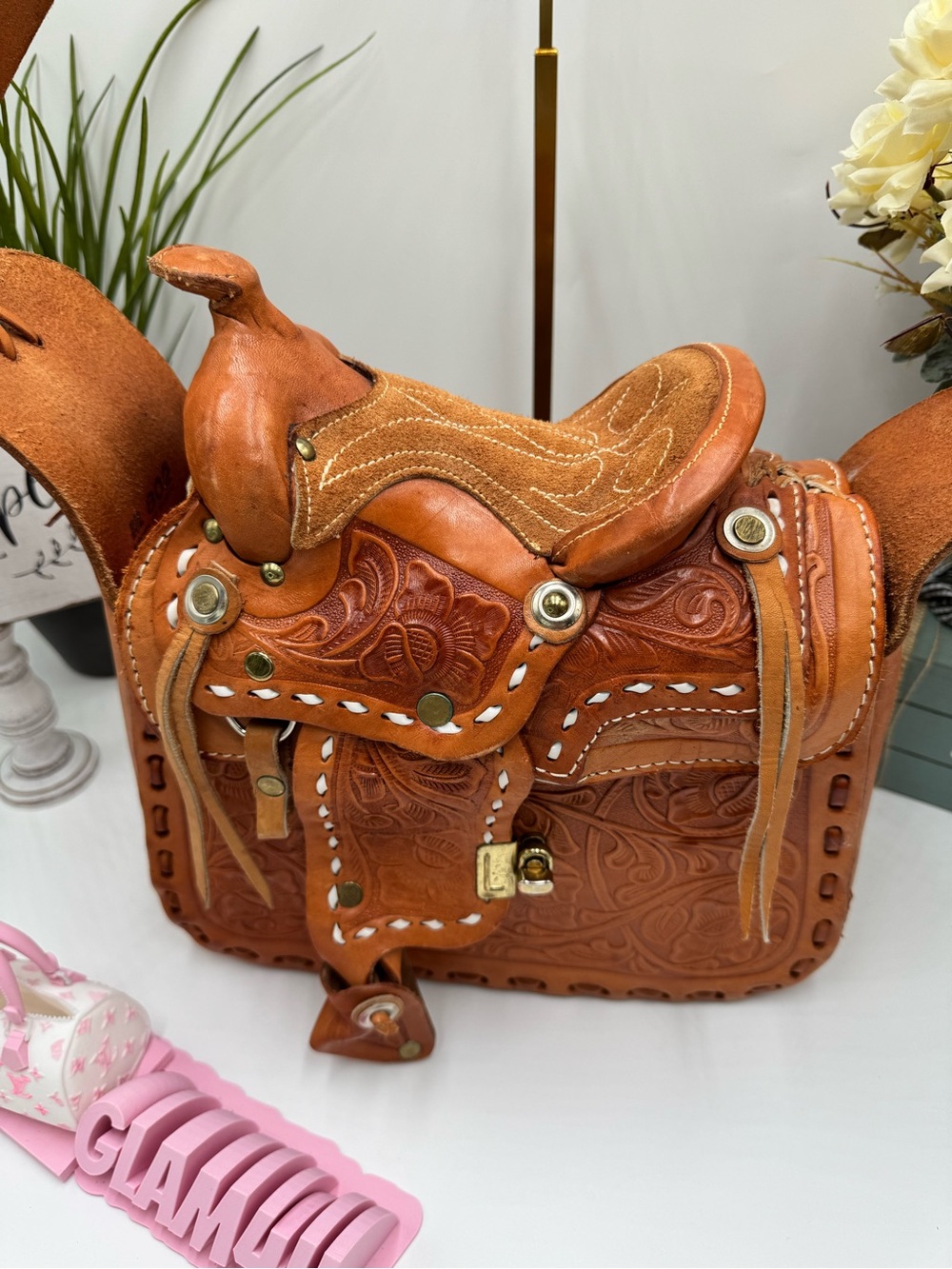 Vintage Rare Hand Tooled Leather Miniature Saddle Crossbody Bag Mod 802 Mexico - Picture 3 of 15